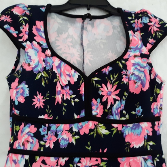 FLORAL PRINT DRESS - Picture 5 of 7